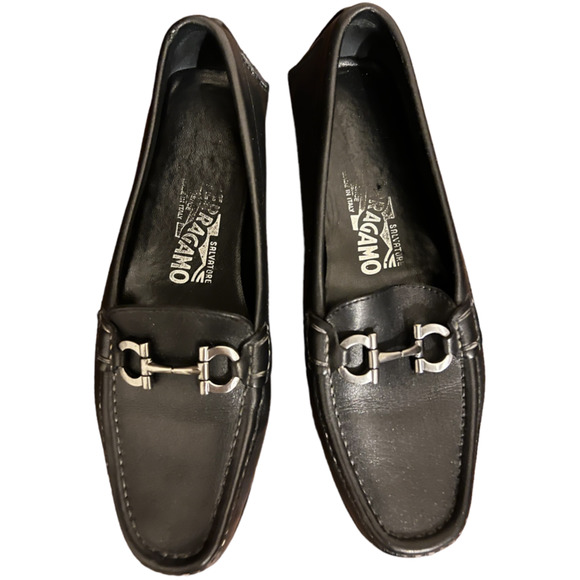 Salvatore Ferragamo Shoes - Vintage Salvatore Ferragamo Gancini Black Leather Mocassin Flats 5b